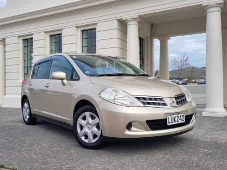 2010 Nissan Tiida 
